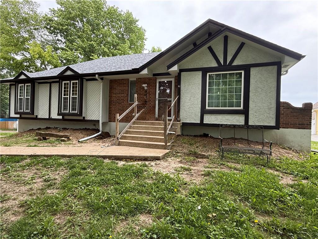 Listing Photo MLS #HMS2626341