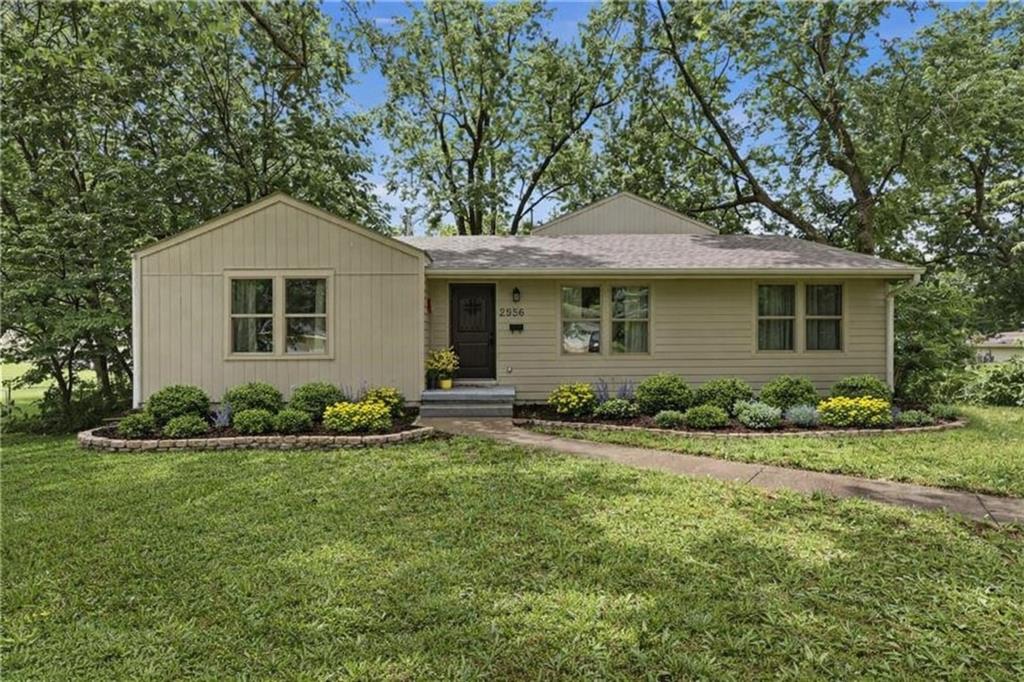 Listing Photo MLS #HMS2626723