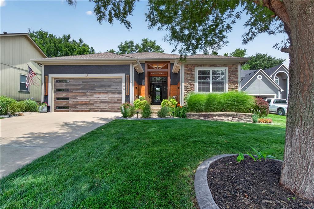 Listing Photo MLS #HMS2627287