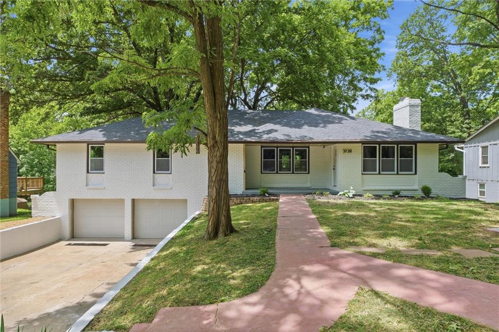 Listing Photo MLS #HMS2627625