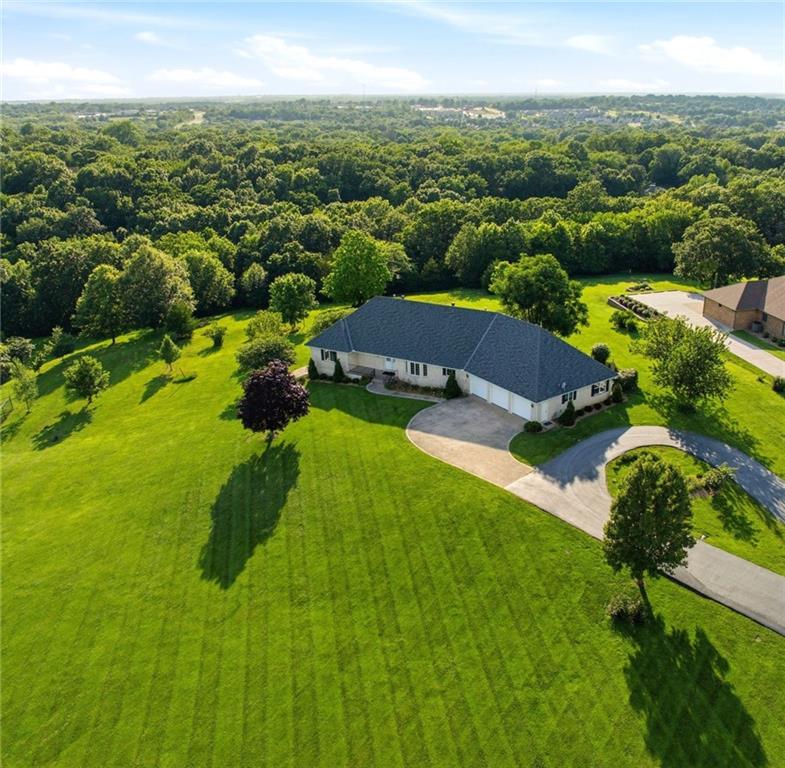 Listing Photo MLS #HMS2627952