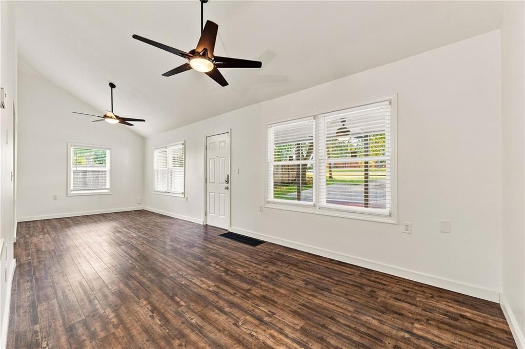 Listing Photo MLS #HMS2628512