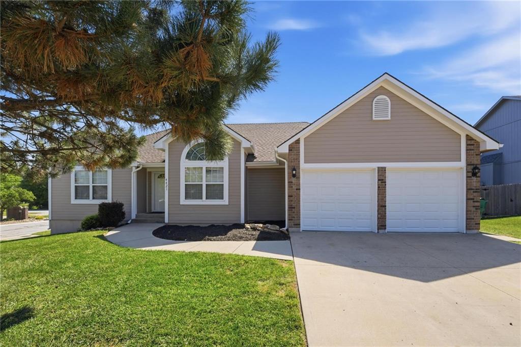 Listing Photo MLS #HMS2628809