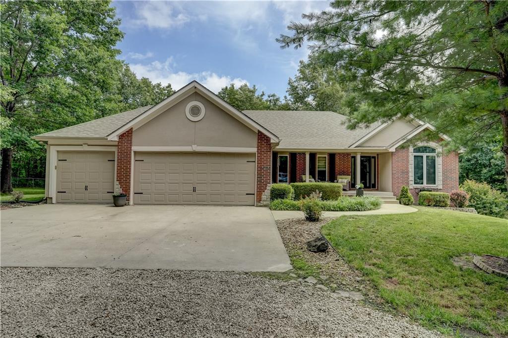 Listing Photo MLS #HMS2628874