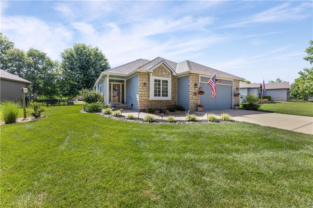 Listing Photo MLS #HMS2629110