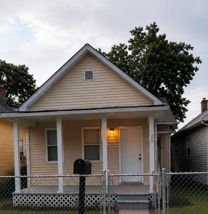 Listing Photo MLS #HMS2629197