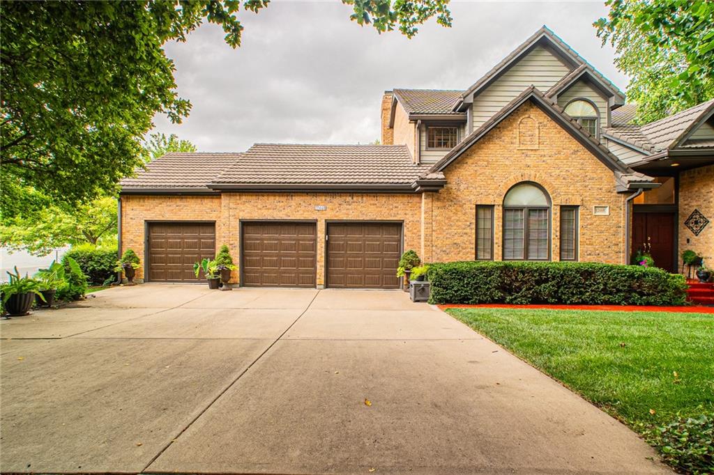 Listing Photo MLS #HMS2629428