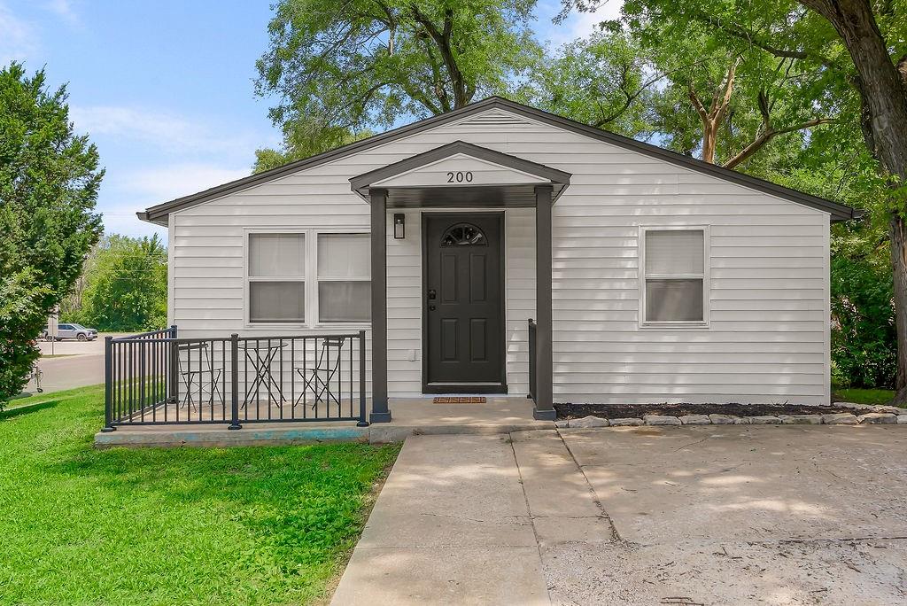 Listing Photo MLS #HMS2629644