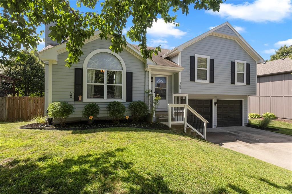 Listing Photo MLS #HMS2629727
