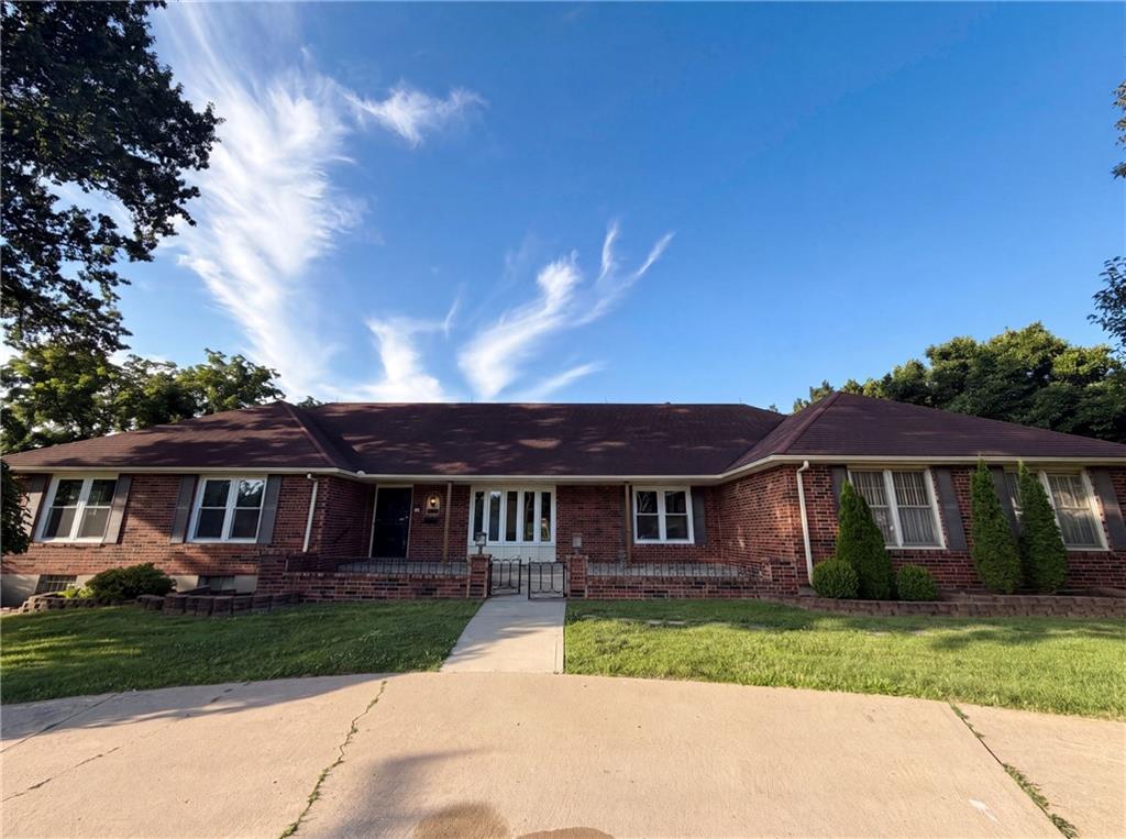 Listing Photo MLS #HMS2629817