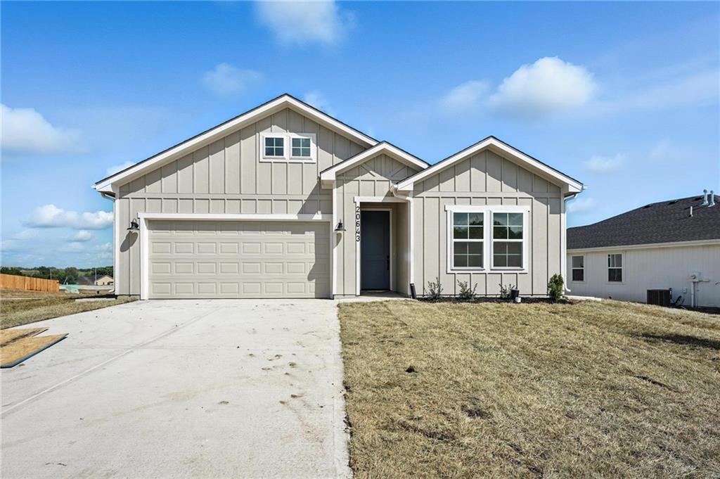 Listing Photo MLS #HMS2630050