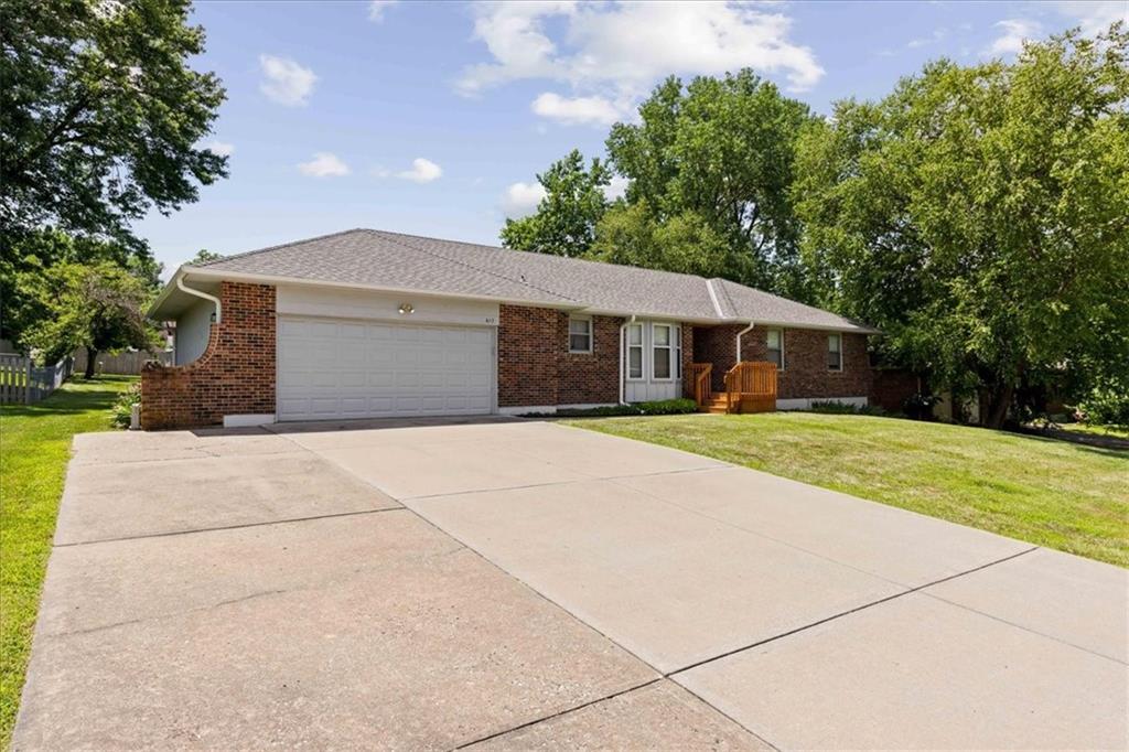 Listing Photo MLS #HMS2630483