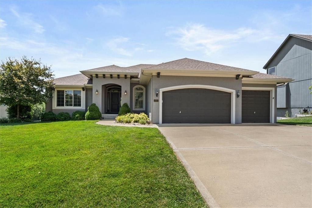 Listing Photo MLS #HMS2630503