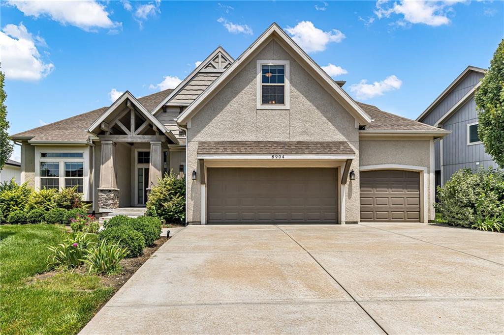 Listing Photo MLS #HMS2630621