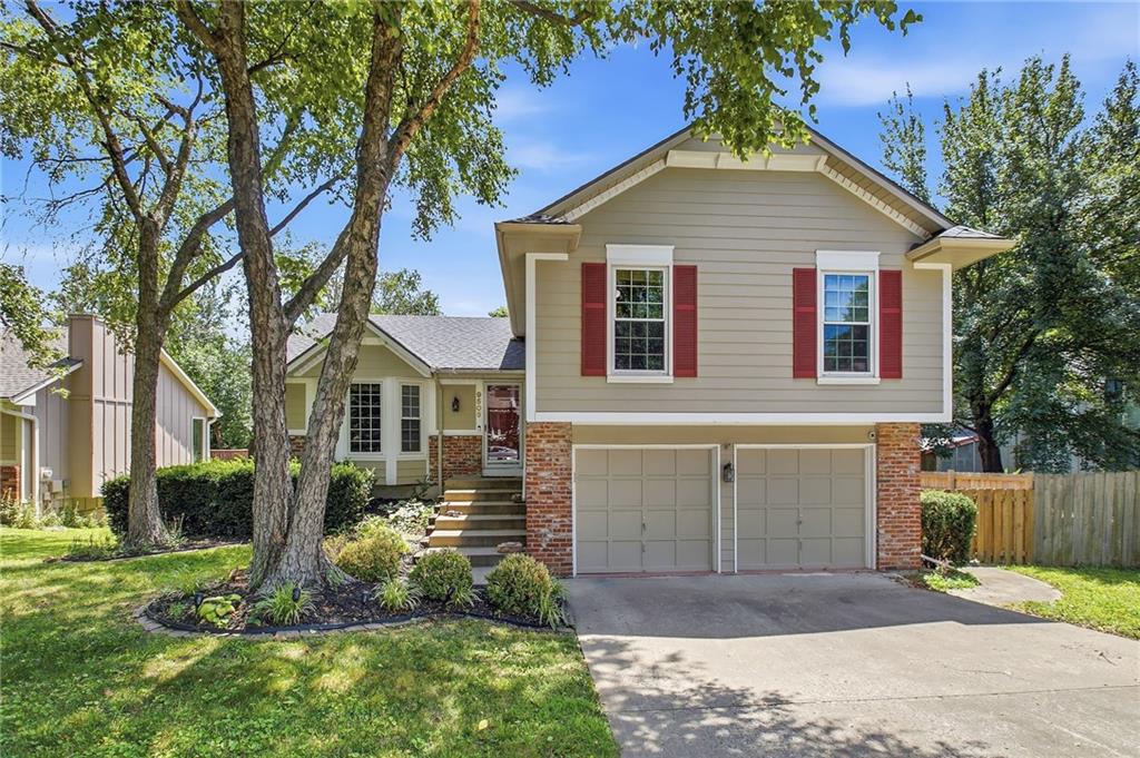 Listing Photo MLS #HMS2630719