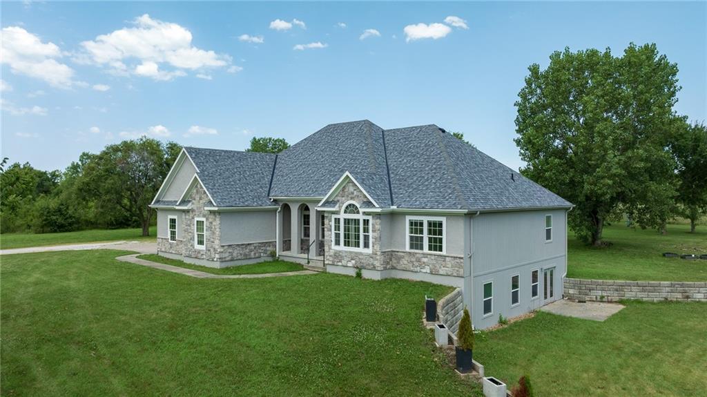 Listing Photo MLS #HMS2630738