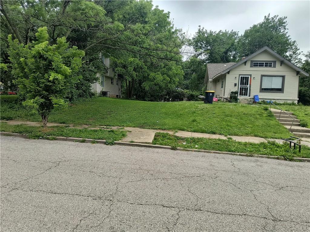 Listing Photo MLS #HMS2631821