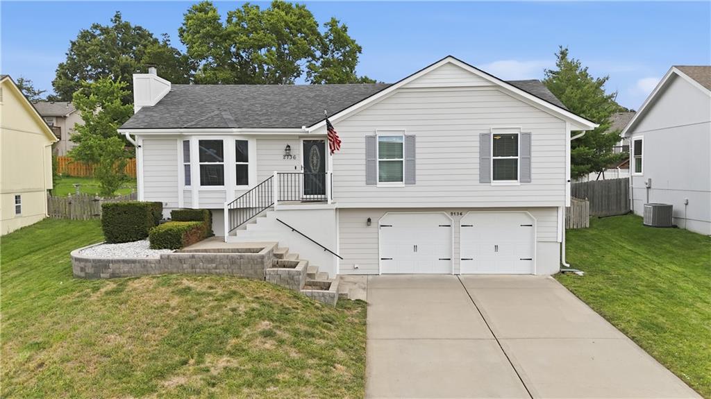 Listing Photo MLS #HMS2631881