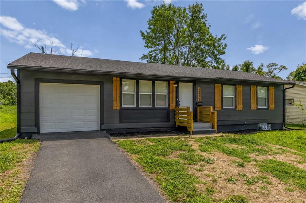 Listing Photo MLS #HMS2635161