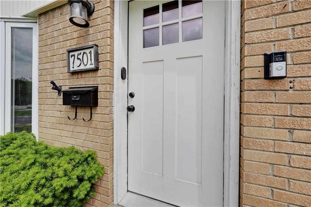 Listing Photo MLS #HMS2637334