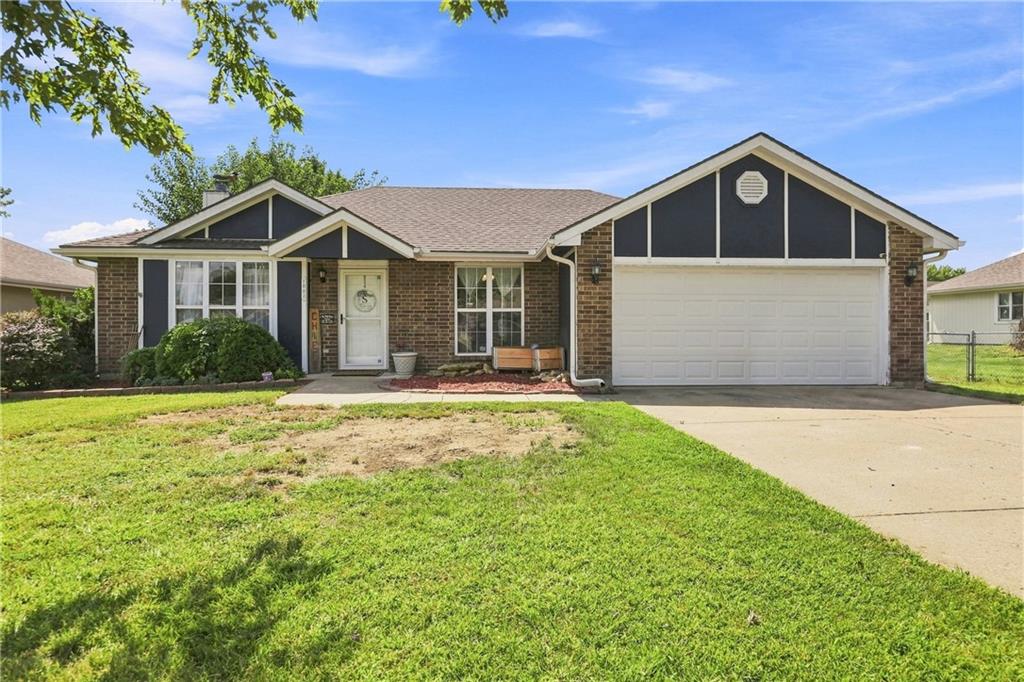 Listing Photo MLS #HMS2638020
