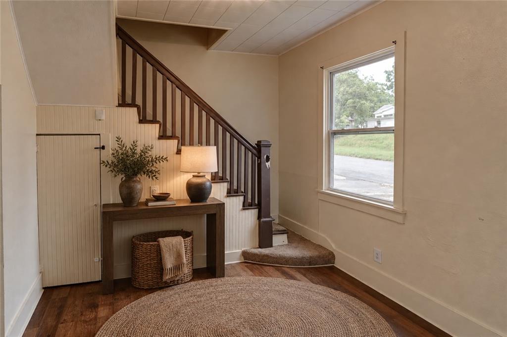 Listing Photo MLS #HMS2638024