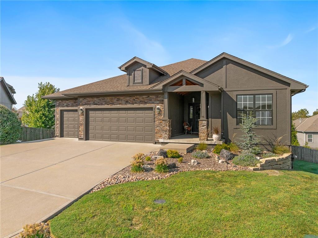 Listing Photo MLS #HMS2639272
