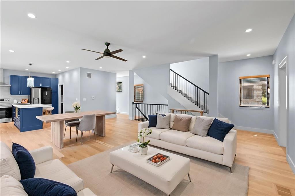 Listing Photo MLS #HMS2639802