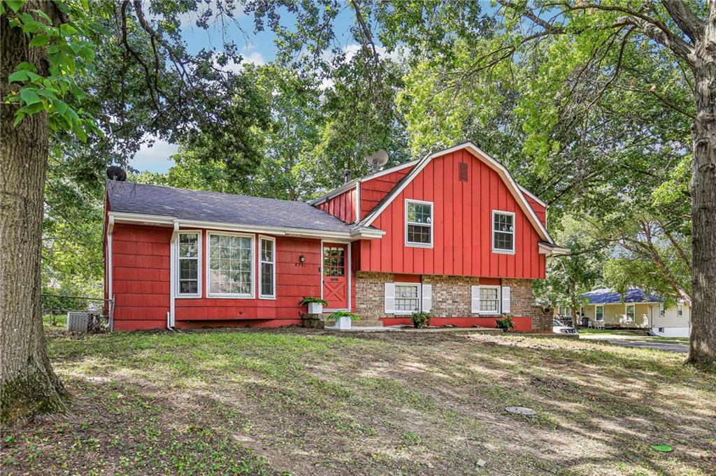 Listing Photo MLS #HMS2639973