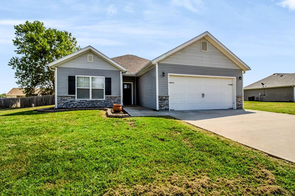 Listing Photo MLS #HMS2640198