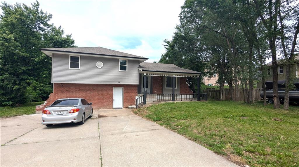 Listing Photo MLS #HMS2640527