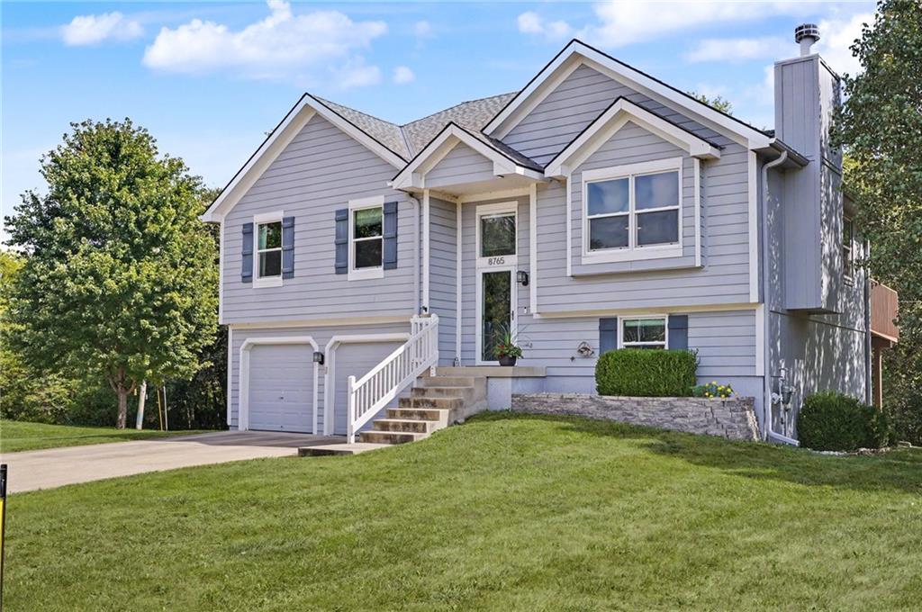 Listing Photo MLS #HMS2640983