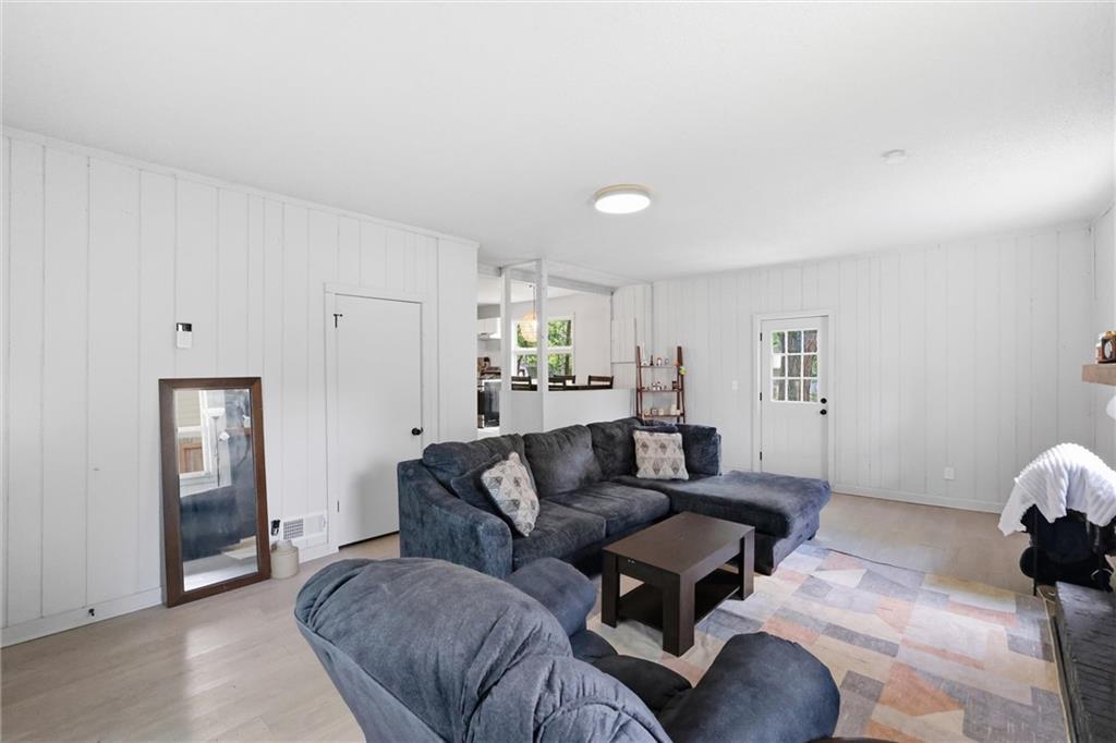 Listing Photo MLS #HMS2644072