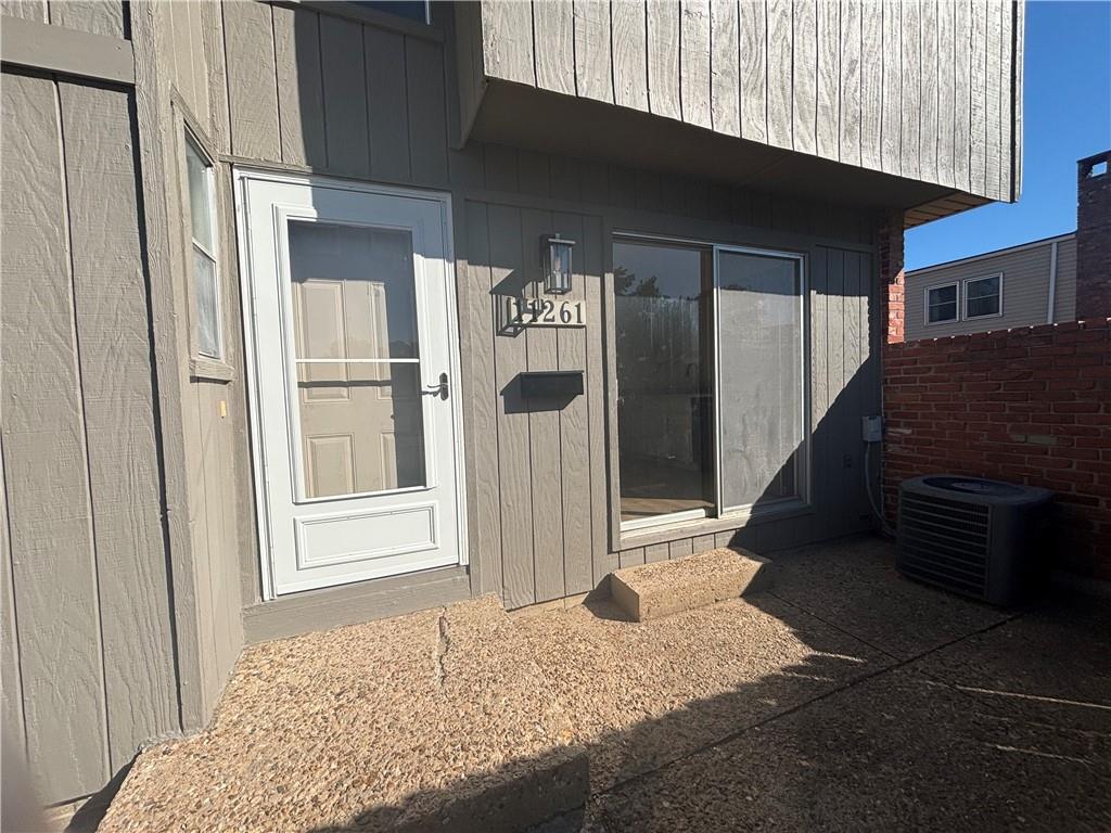 Listing Photo MLS #HMS2645713