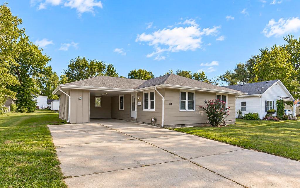 Listing Photo MLS #HMS2646231