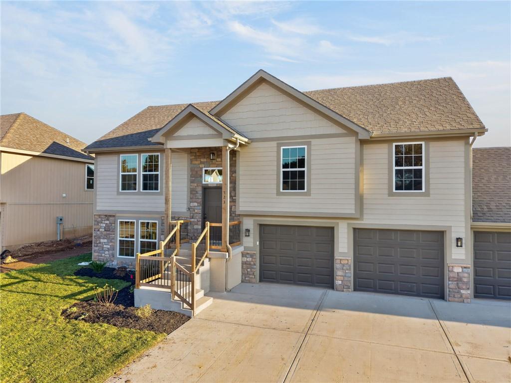 Listing Photo MLS #HMS2646686