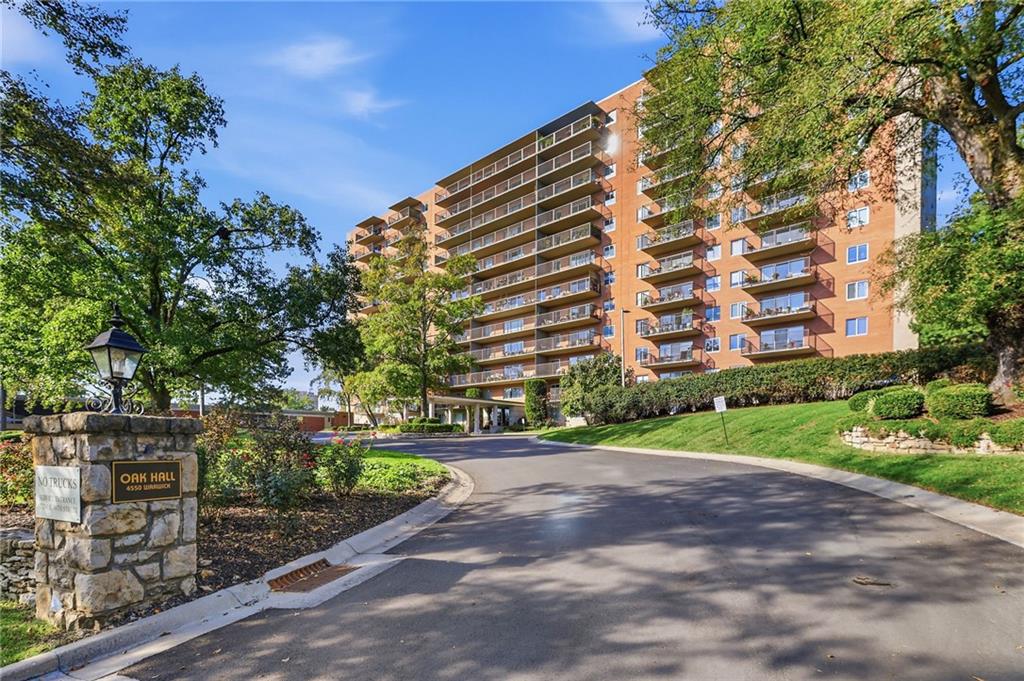 Listing Photo MLS #HMS2647735