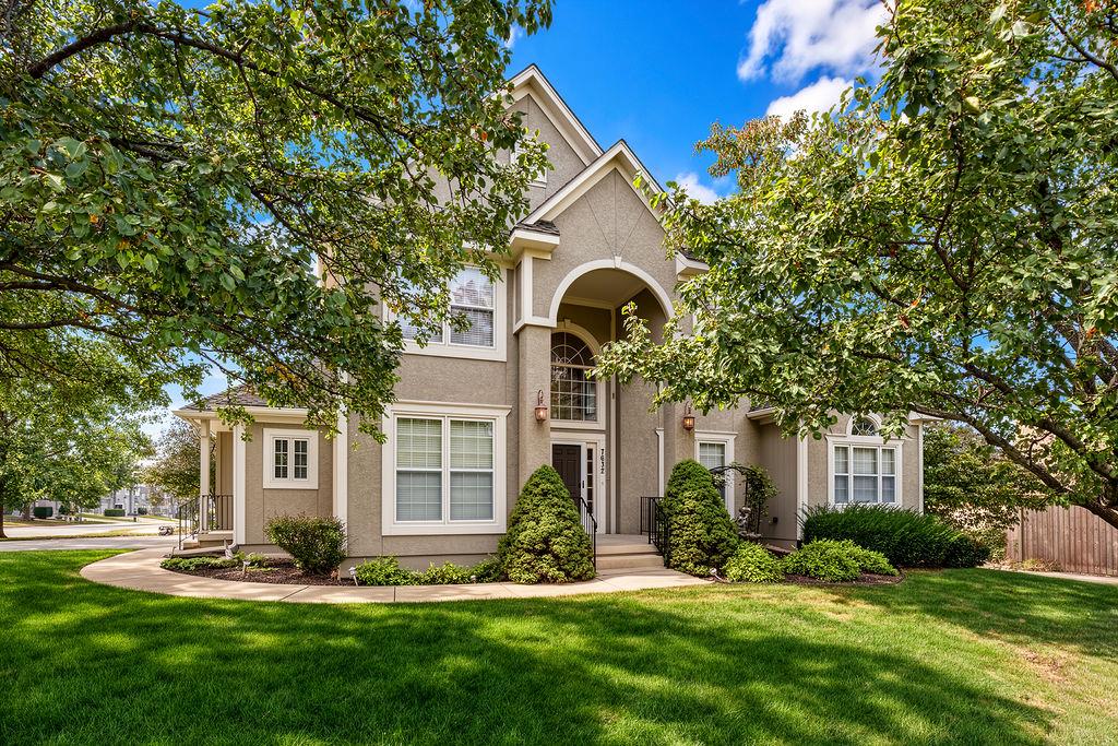Listing Photo MLS #HMS2648219