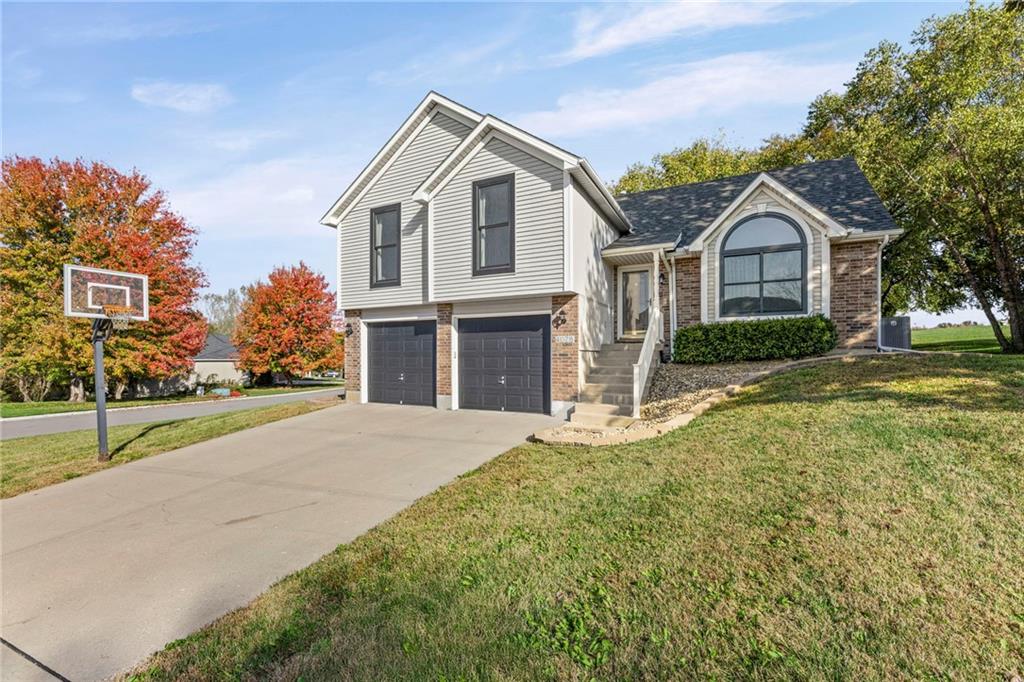 Listing Photo MLS #HMS2648313