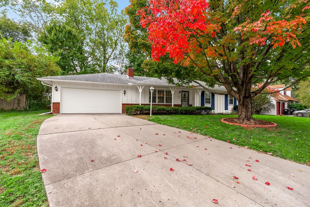 Listing Photo MLS #HMS2649092