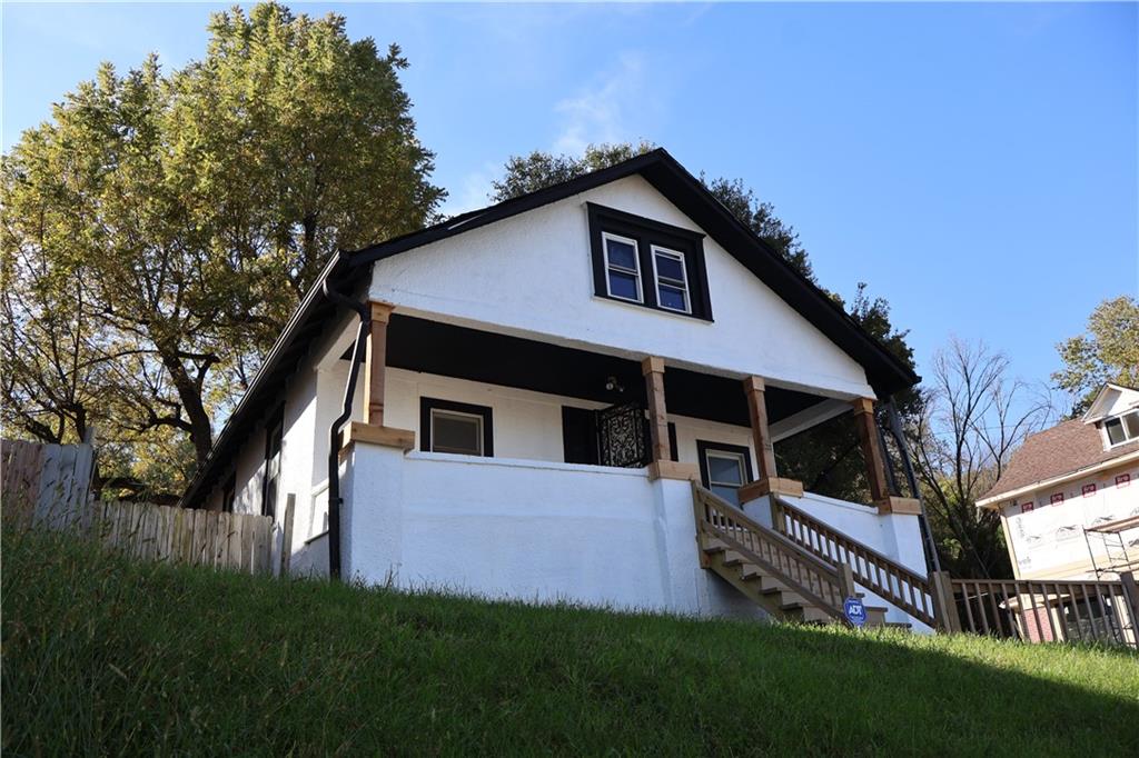 Listing Photo MLS #HMS2649435